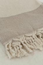 Load image into Gallery viewer, La Turca Towel